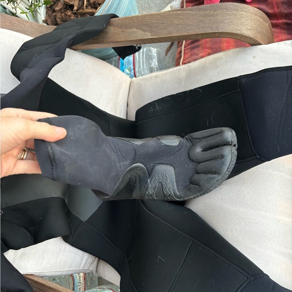 Sisstr revolution 4/3 hooded wetsuit - Picture 9 of 11